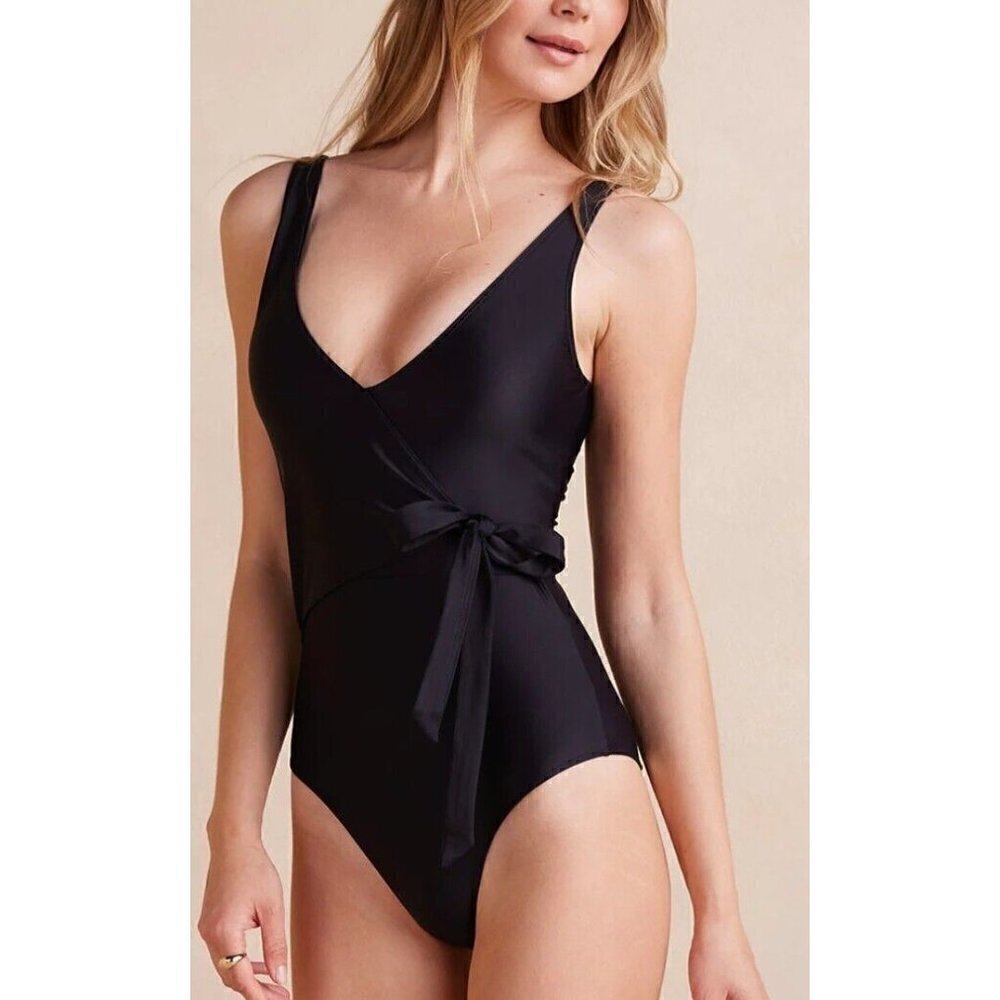 New Summersalt The Perfect Wrap One Piece Womens 4 Black  Swimsuit Bathing Suit